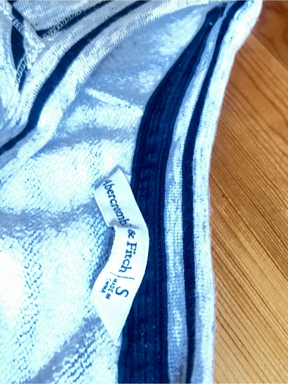 Abercrombie & Fitch Navy and White Striped teenagers/Short Sleeve Tees - Picture 9 of 10